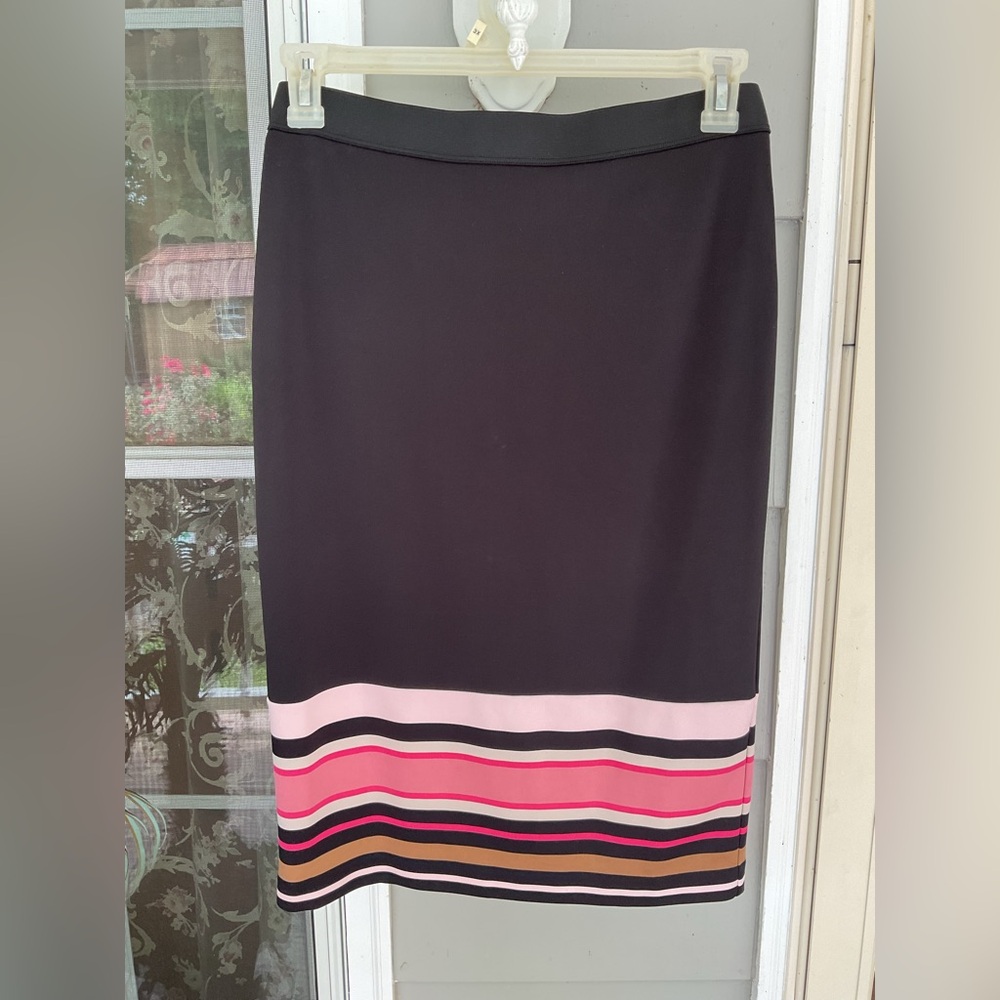 Women’s Scuba Pencil Skirt in Size XXL. Alfani. Black with Pink, White and Brown